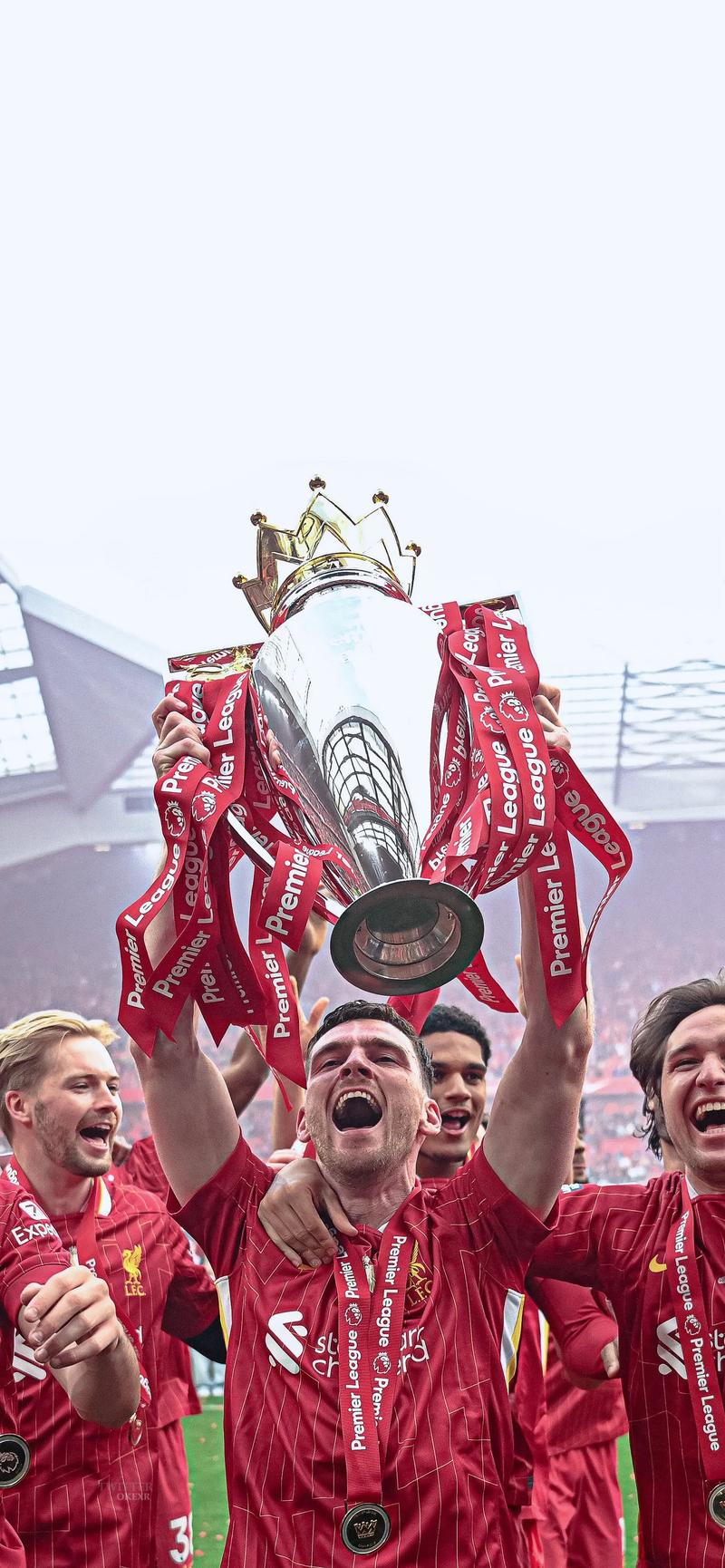 C罗传承，迷你罗的足球天赋！（从C罗到迷你罗：足球天赋的接力）