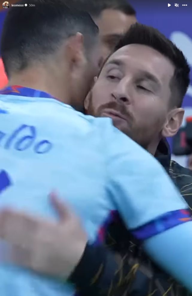 记者：穆西亚拉将于1月2日提前训练，3日拜仁全队体能测试（记者曝：穆西亚拉将于1月2日提前投入训练，拜仁全队3日进行体能测试）