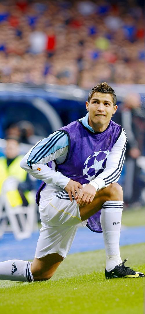 李金羽：今年的联赛看到了积极的改变，明年我们的困难会更多（李金羽：本赛季呈现积极转变，来年挑战将更严峻）