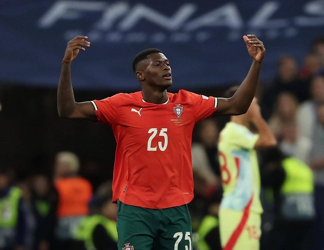 迈阿密国际公布新赛季美职联常规赛赛程：首战梅西pk孙兴慜（迈阿密国际官宣新赛季MLS赛程：揭幕战梅西对决孙兴慜）