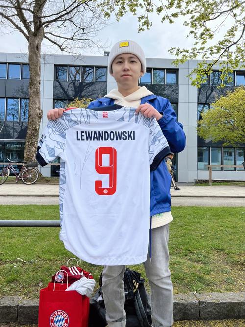 状态下滑！猛龙9连胜后近6场仅1胜，跌至东部第四（猛龙陷入低迷，九连胜后近六战仅一胜，东部跌至第4）